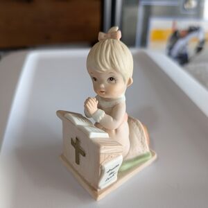 Praying Child Figurine - Cream and Gold